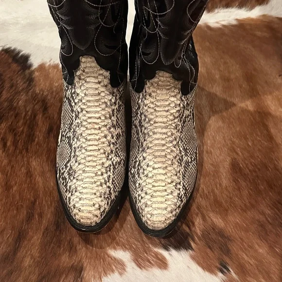 Dan Post Black and Cream Snakeskin Boots - Picture 5 of 10